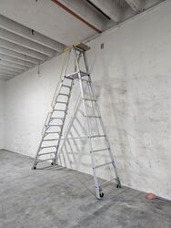Aljunied Industrial Complex (D14), Warehouse #618734591